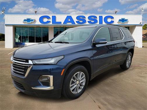 2022 Chevrolet Traverse LT Cloth