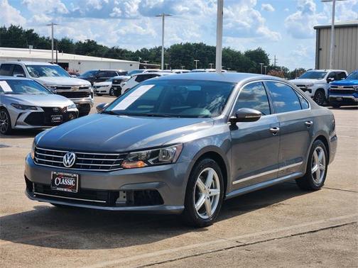 2016 Volkswagen Passat 1.8T S