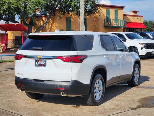2022 Chevrolet Traverse LS