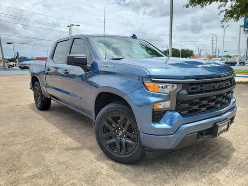 Lakeshore Blue Metallic 2024 Chevrolet Silverado 1500 Custom