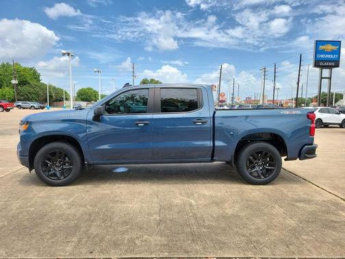 Lakeshore Blue Metallic 2024 Chevrolet Silverado 1500 Custom
