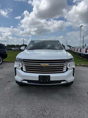Iridescent Pearl Tricoat 2024 Chevrolet Tahoe 4WD High Country