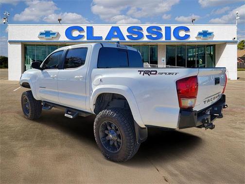 2017 Toyota Tacoma SR5