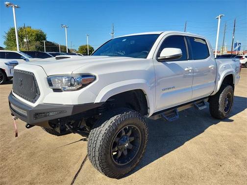 2017 Toyota Tacoma SR5