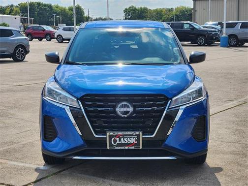 2024 Nissan Kicks S