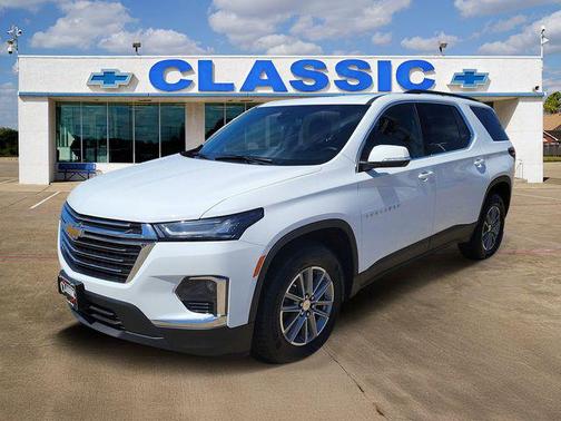 Summit White 2023 Chevrolet Traverse LT Cloth