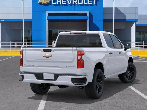 Summit White 2026 Chevrolet Silverado 1500 Custom