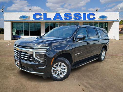 Black 2025 Chevrolet Suburban LT