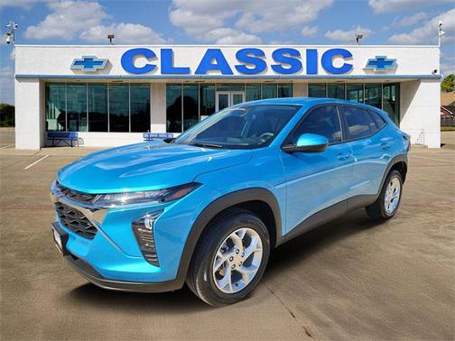 2025 Chevrolet Trax LS