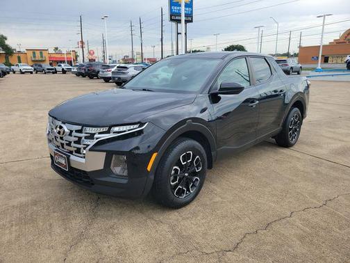 Phantom Black 2024 Hyundai SANTA CRUZ SE