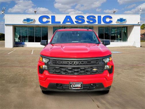 2024 Chevrolet Silverado 1500 Custom