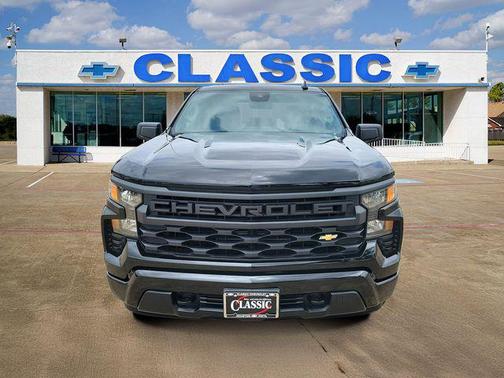 Black 2025 Chevrolet Silverado 1500 Custom