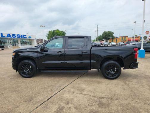 Black 2025 Chevrolet Silverado 1500 Custom
