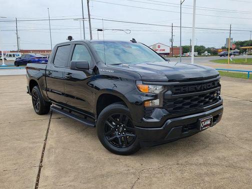 Black 2025 Chevrolet Silverado 1500 Custom