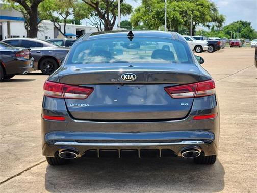 2020 Kia Optima EX