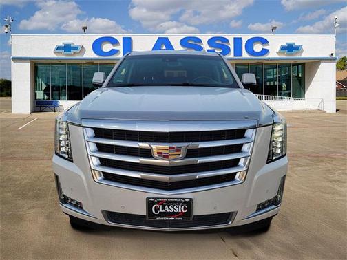 2018 Cadillac Escalade ESV Luxury