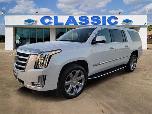 2018 Cadillac Escalade ESV Luxury