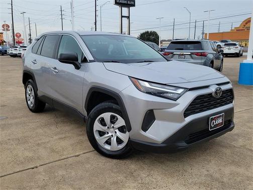2024 Toyota RAV4 LE