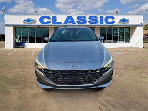 2021 Hyundai ELANTRA SEL