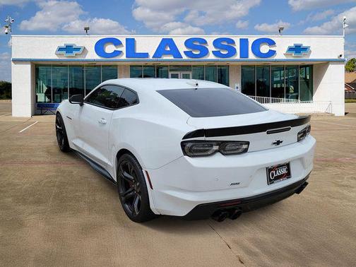 Summit White 2022 Chevrolet Camaro 2SS