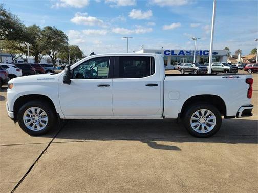 2021 Chevrolet Silverado 1500 Custom