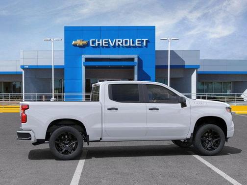 2025 Chevrolet Silverado 1500 Custom
