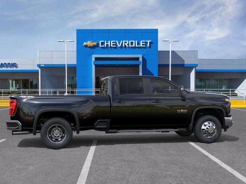 2026 Chevrolet Silverado 3500 LT