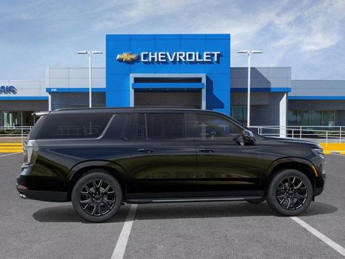 2025 Chevrolet Suburban RST