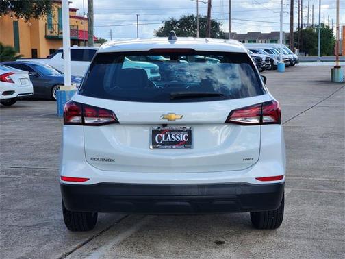 2022 Chevrolet Equinox LS