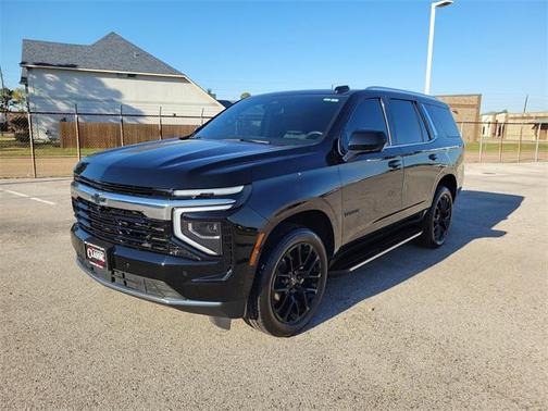 2025 Chevrolet Tahoe LS