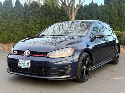 2015 Volkswagen Golf GTI 2.0T SE 4-Door