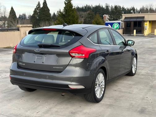 2017 Ford Focus Titanium