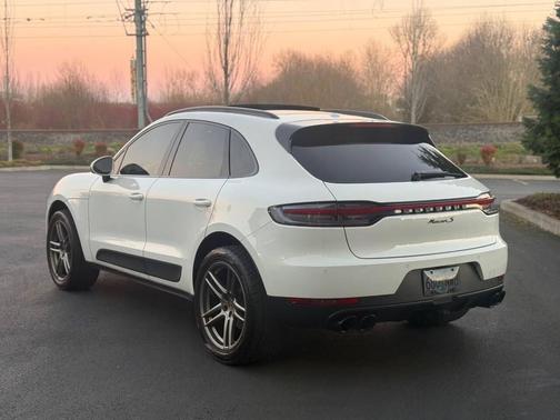 2021 Porsche Macan S