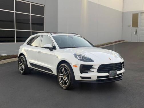 2021 Porsche Macan S