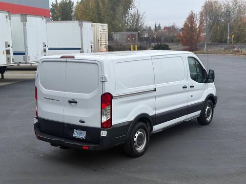 Oxford White 2017 Ford Transit-150 Base