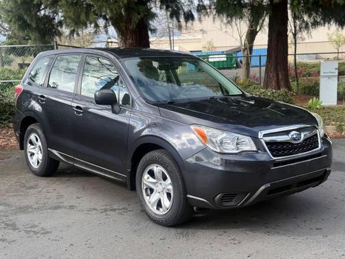 Dark Gray Metallic 2014 Subaru Forester 2.5i