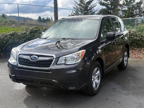 Dark Gray Metallic 2014 Subaru Forester 2.5i