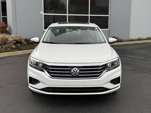 2021 Volkswagen Passat 2.0T SE