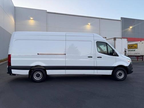 2019 Mercedes-Benz Sprinter 3500 High Roof