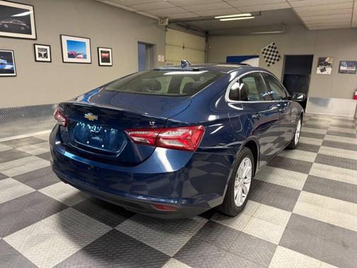 2021 Chevrolet Malibu FWD LT