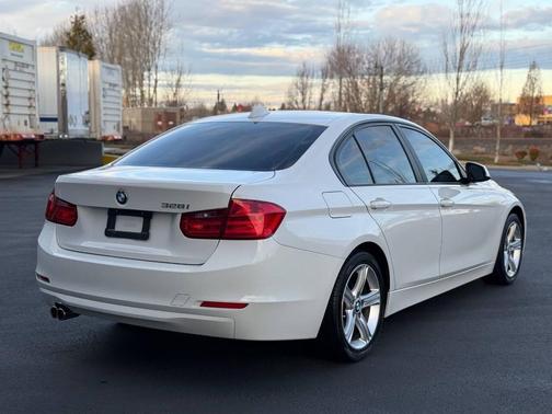 2014 BMW 328 328i 4dr Sedan SULEV