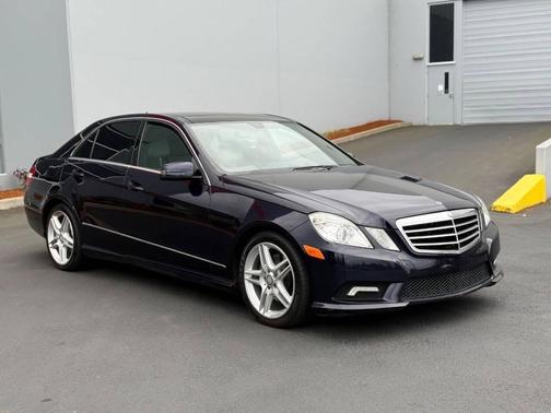 Capri Blue Metallic 2011 Mercedes-Benz E-Class E 350 Luxury 4dr Sedan