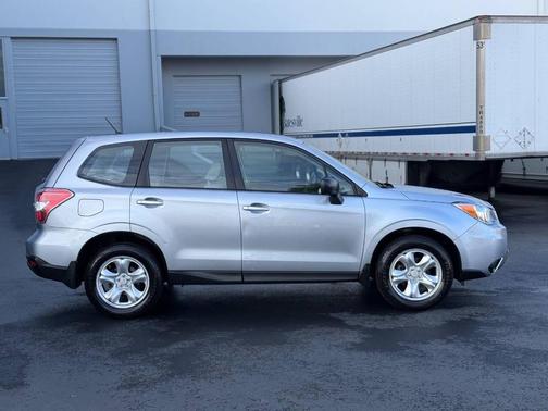 2014 Subaru Forester 2.5i