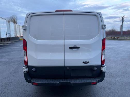 2017 Ford Transit-250 Base