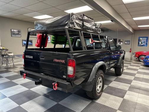 1998 Nissan Frontier XE