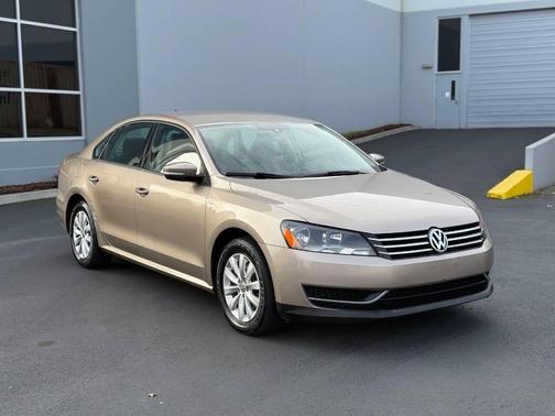 2015 Volkswagen Passat 1.8T S
