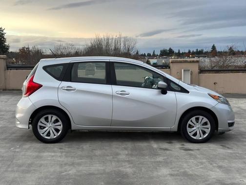 2017 Nissan Versa Note SV
