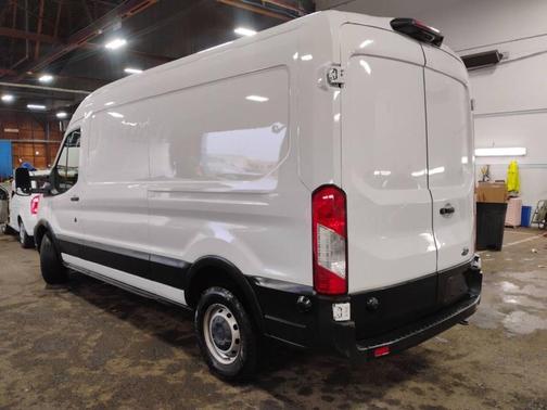 2020 Ford Transit-250 Base