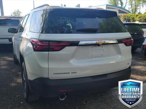 2022 Chevrolet Traverse LT Cloth
