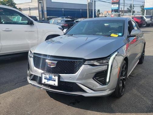2023 Cadillac CT4 Sport